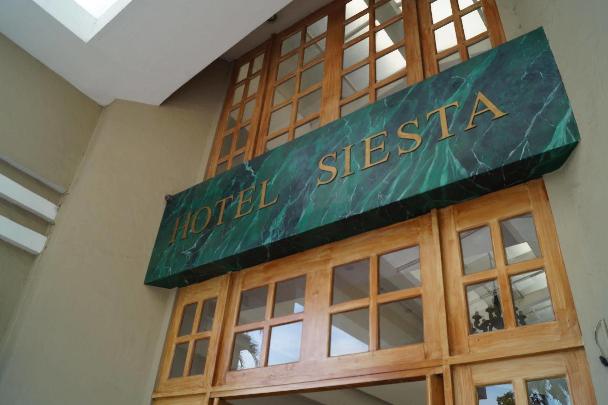 Siesta Hotel And Casino Antiguo Cuscatlán Exterior foto