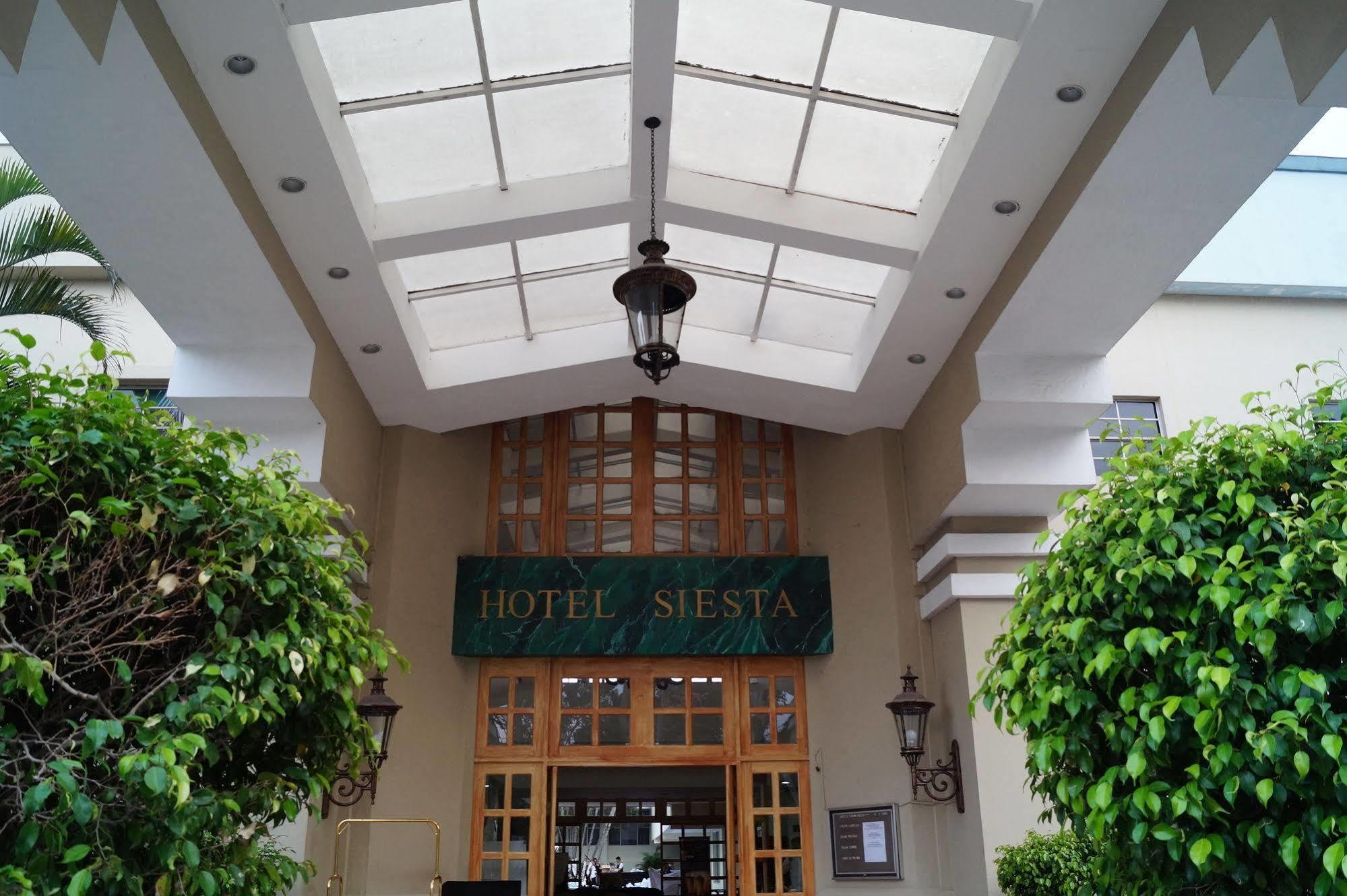 Siesta Hotel And Casino Antiguo Cuscatlán Exterior foto